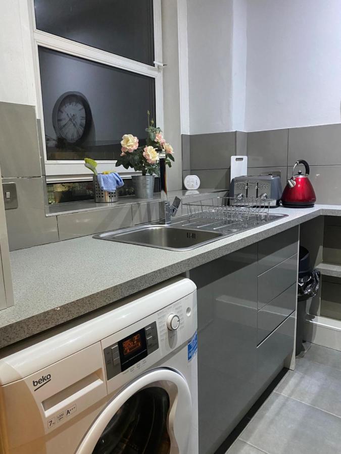 St Margaret'S Loch Apartment إدنبرة المظهر الخارجي الصورة